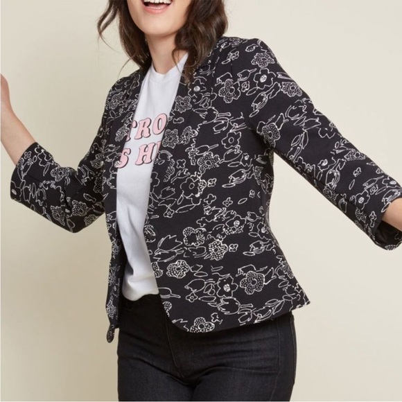 ModCloth Sweet Sophistication Floral Blazer - Picture 3 of 16
